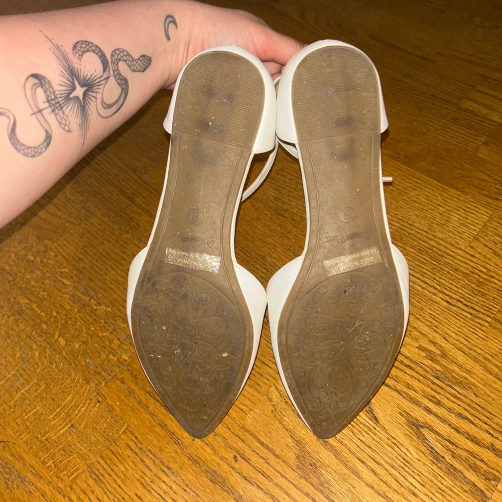 White D’Orsay Ankle Strap Ballet Flats - Picture 5 of 5
